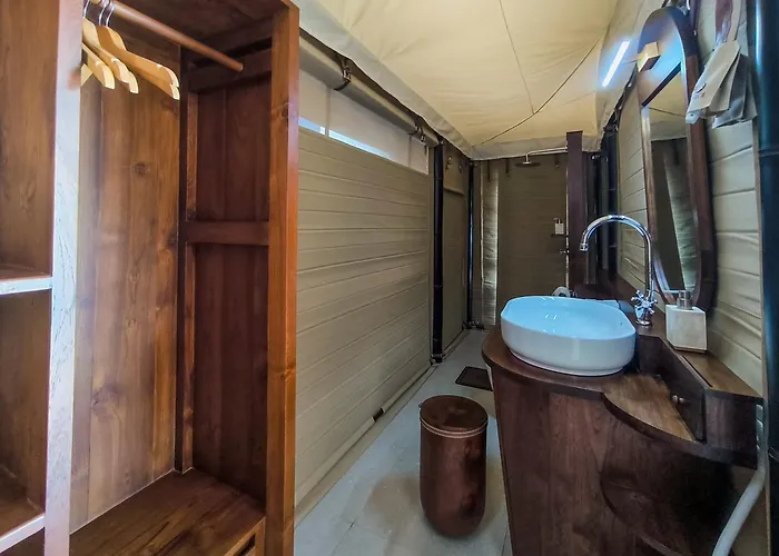 Balangan Luxury Glamping And Wellness أُلُواتو